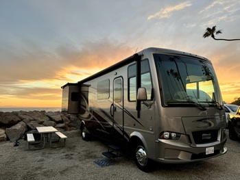 Thumbnail of RV