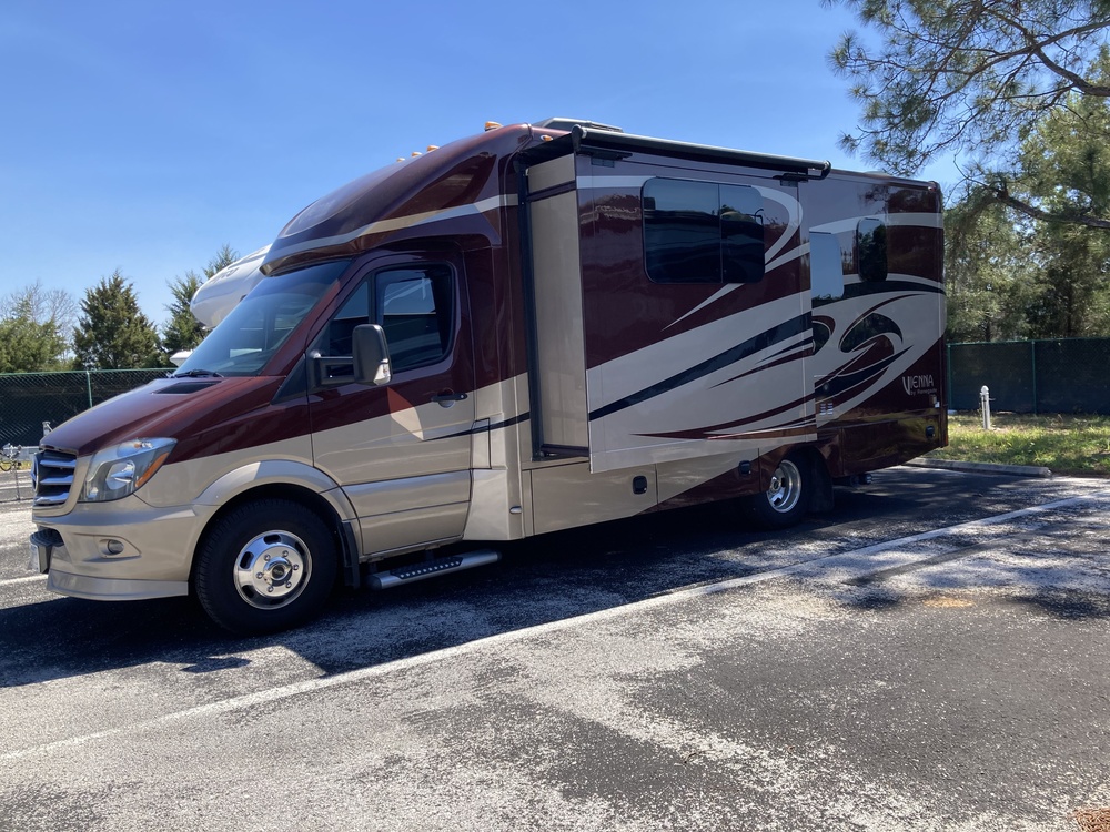 Photo of Rv
