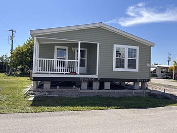 Thumbnail of mobile home