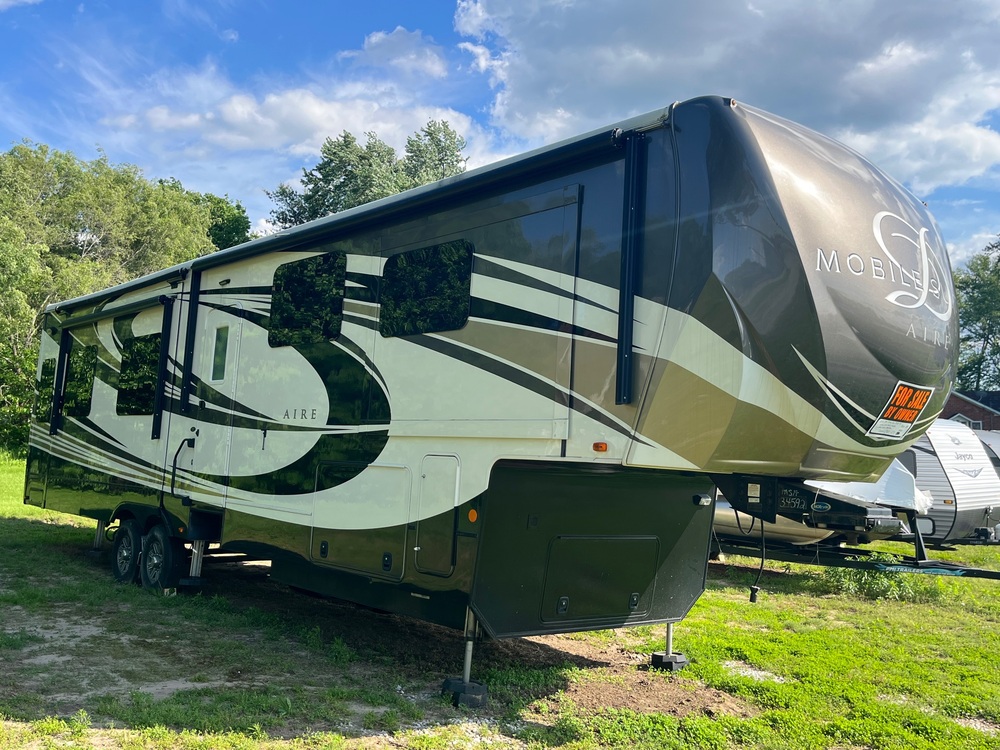 Photo of Rv