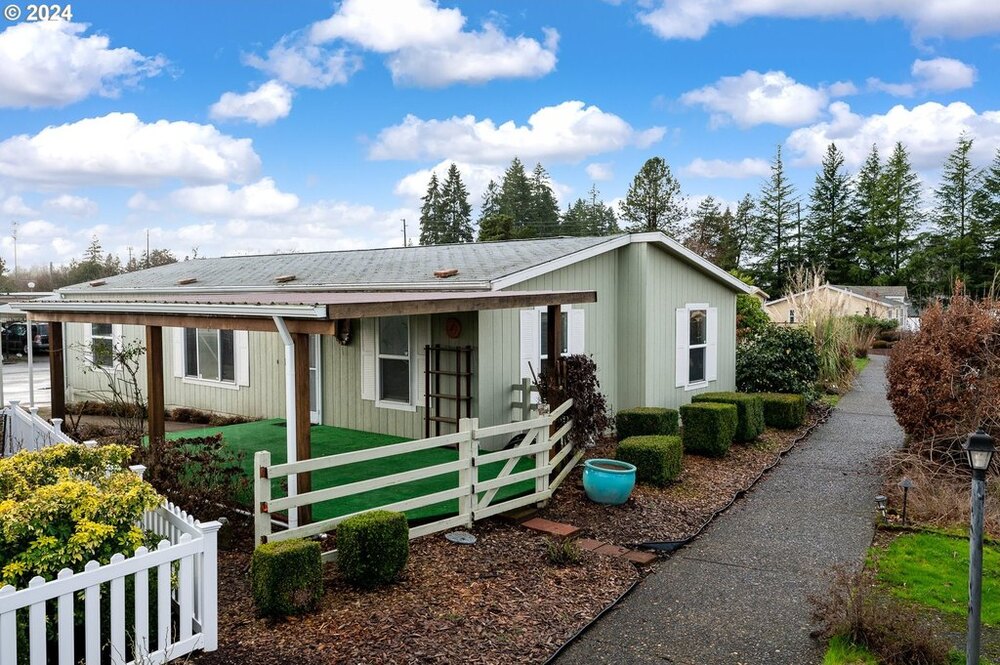 Photo of Mobile Home