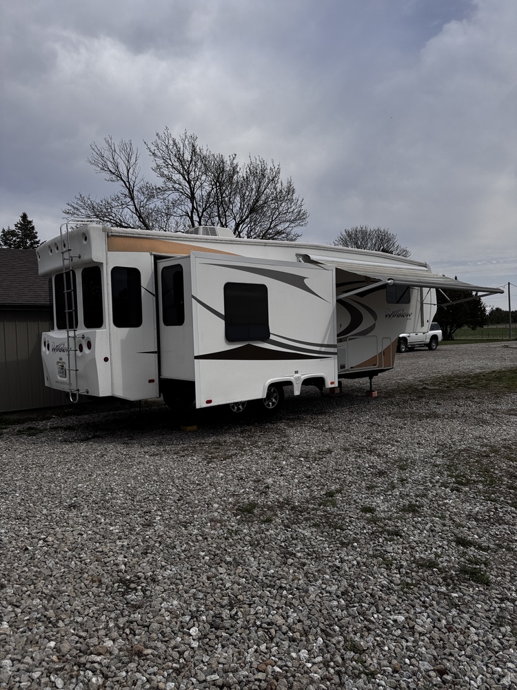Photo of Rv