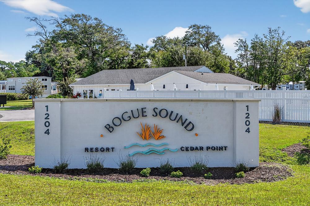 60 1204 Cedar Point Blvd Cedar Point NC 28584 USA Others 059 HDR 1204 CEDARPOINTBLVD IMAGE77