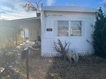 Photo of NEW ON THE MARKET! 1 BED/1 BATH FIXER UPPER WITH POTENTIAL