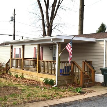 Thumbnail of mobile home