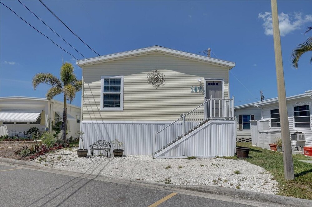 Photo of Mobile Home