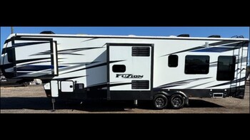 Thumbnail of RV