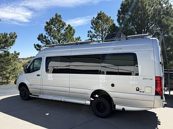 Thumbnail of RV
