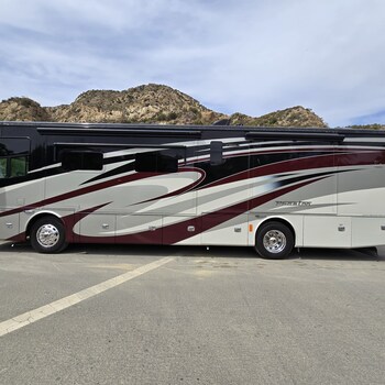Thumbnail of RV