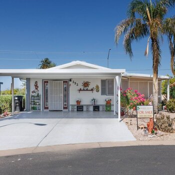 Thumbnail of mobile home