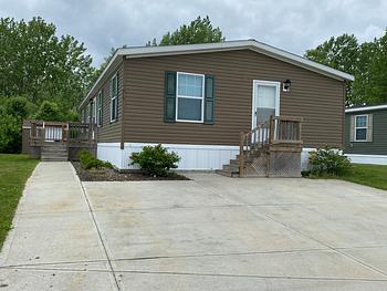 Thumbnail of mobile home