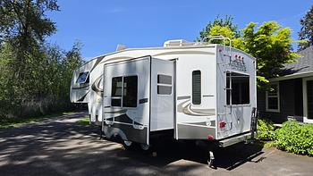 Thumbnail of RV