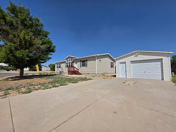 Thumbnail of mobile home