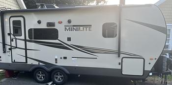 Thumbnail of RV