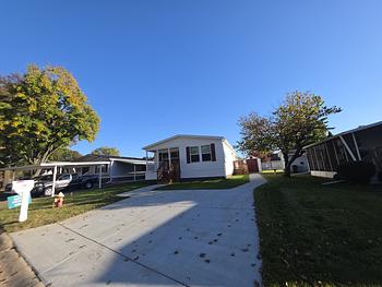 Thumbnail of mobile home