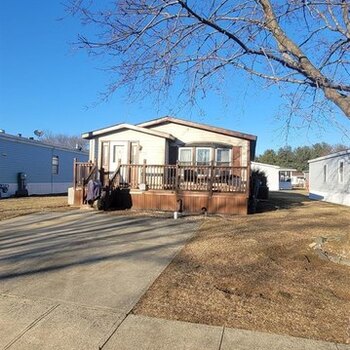Thumbnail of mobile home