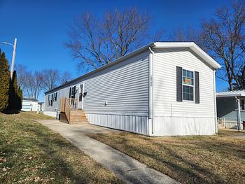 Thumbnail of mobile home