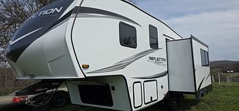 Thumbnail of RV